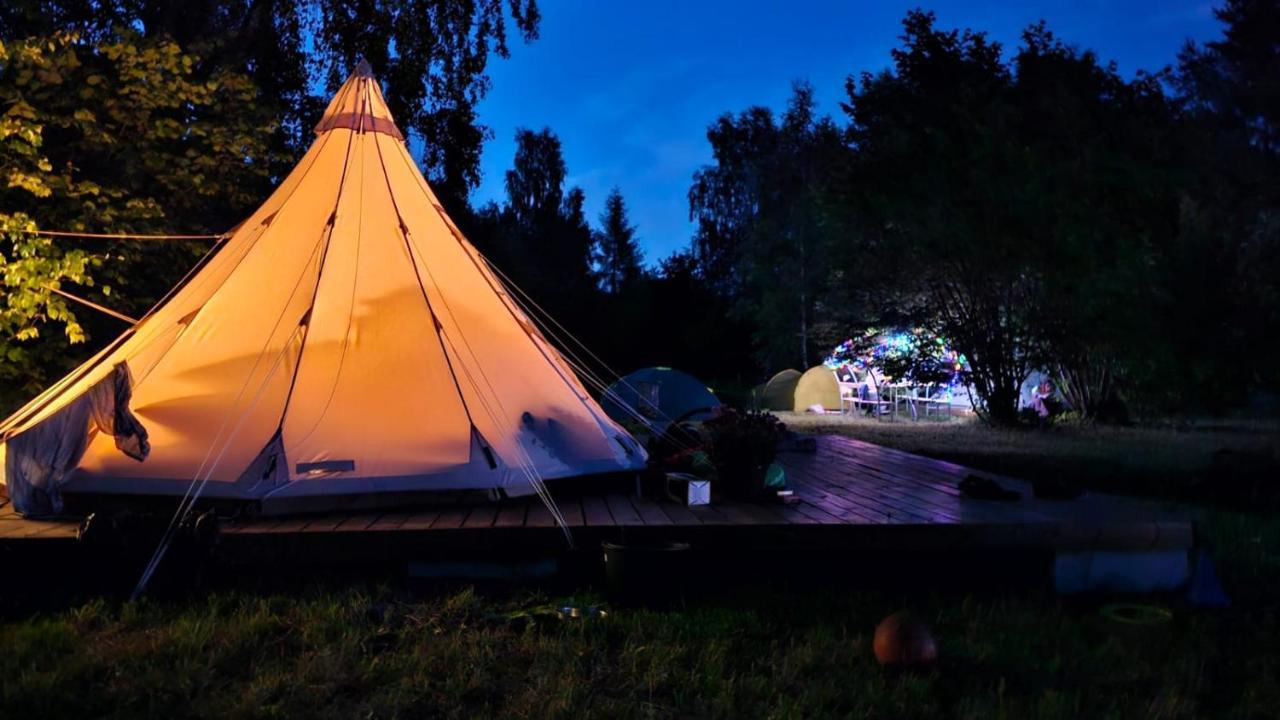 Hotel Glamping Fluffy Horns - Glempings Pukainie Ragi Plieņciems Exterior foto